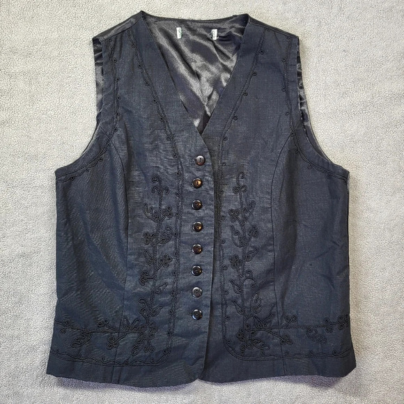 Vintage Floral Scrolled Button-up Vest Top - Picture 3 of 11
